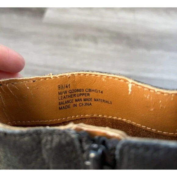 Kork-Ease Korks Women's Patrina Black Leather Bootie Size 9.5 Boots Zip - Picture 8 of 9